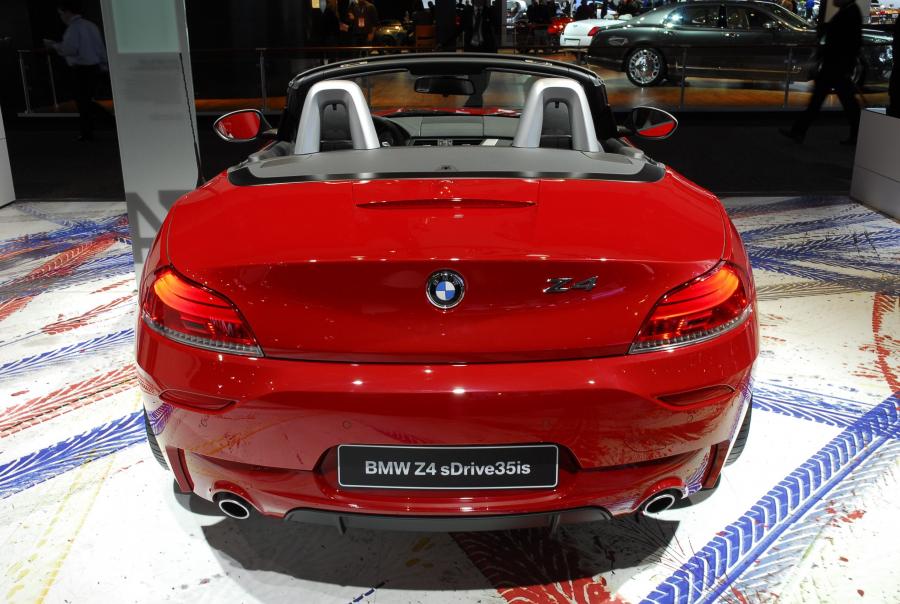  BMW Z4 sDrive 3.5is 2010 года  (фото 54 из 62)